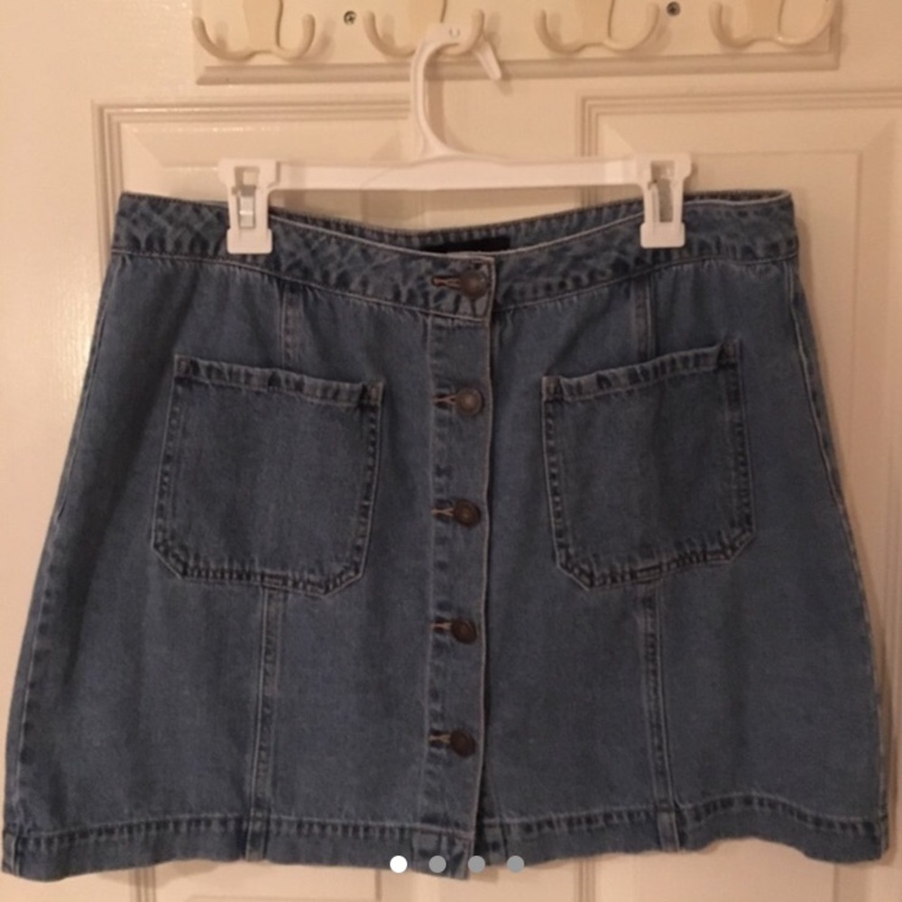 forever 21+ denim skirt!